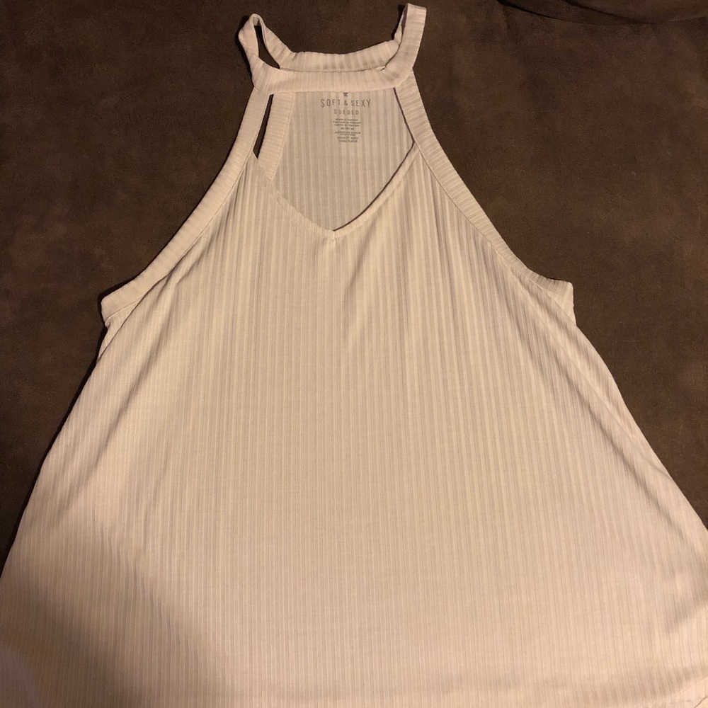 cream colored tank top from American Eagle